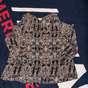 Lily While floral top